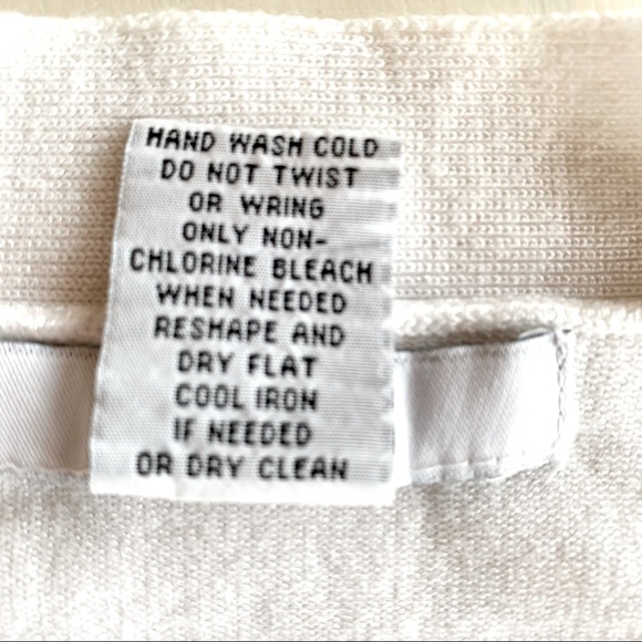 White short sleeve open front cardigan by Grace - Size XS - Picture 4 of 8